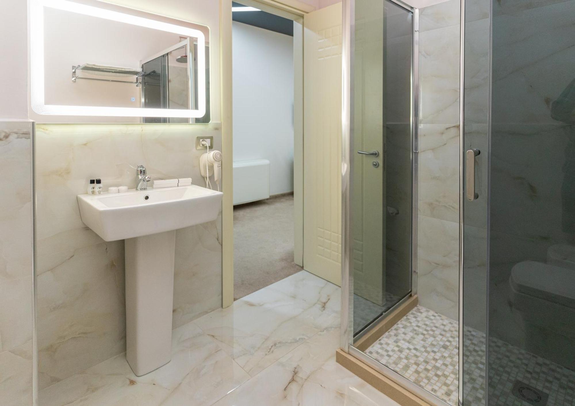 Alko Hotel Shkodër Eksteriør bilde